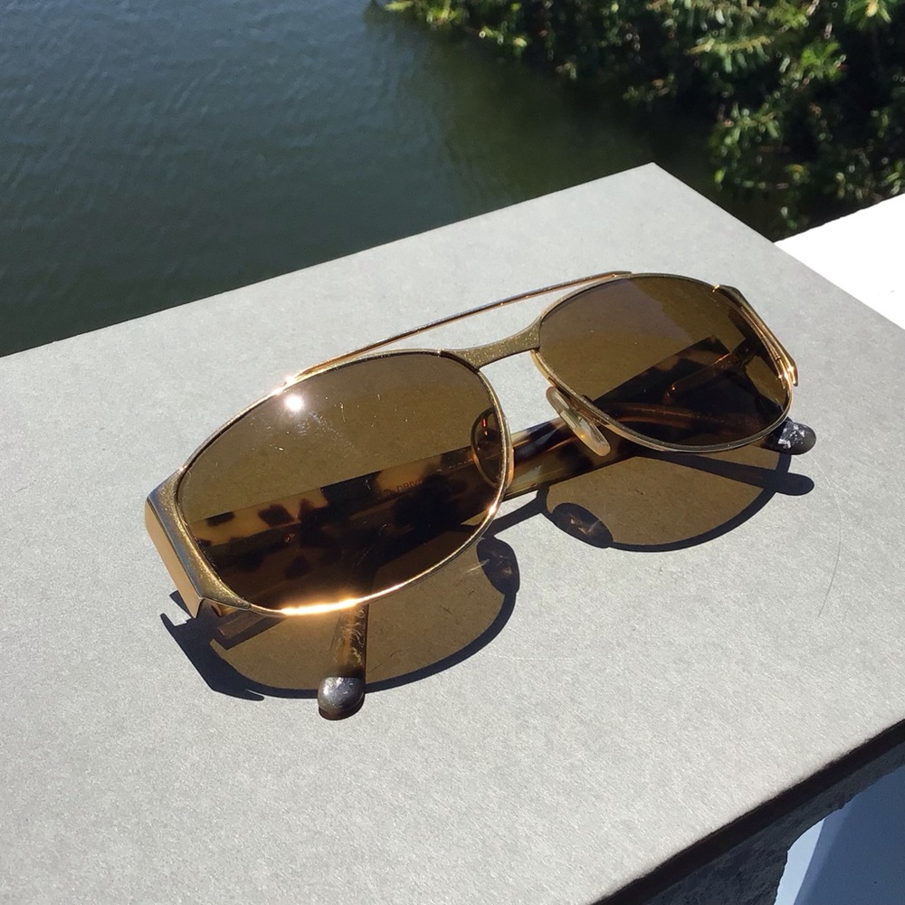 Serengeti Drivers 6291C Luxe Gold Metal and Tortoise Shell Frame Aviators